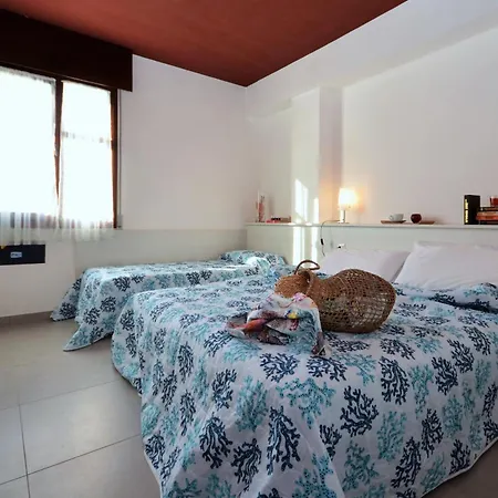 Della Luna Apartman *